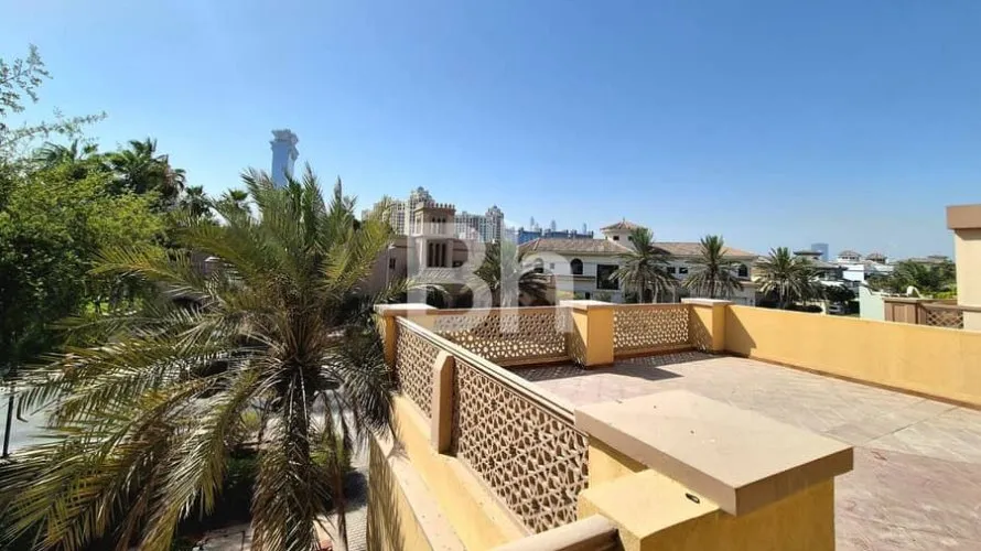 Villa de 4 dormitorios en Palm Jumeirah, UAE No. 777 № 8