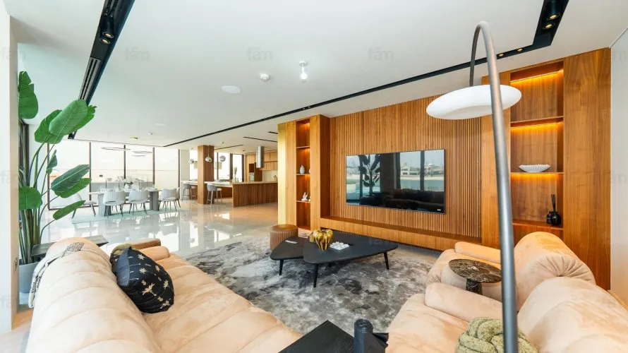 Villa de 5 dormitorios en Palm Jumeirah, UAE No. 1272