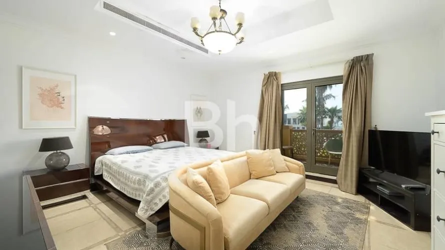 Villa de 4 dormitorios en Palm Jumeirah, UAE No. 777 № 15