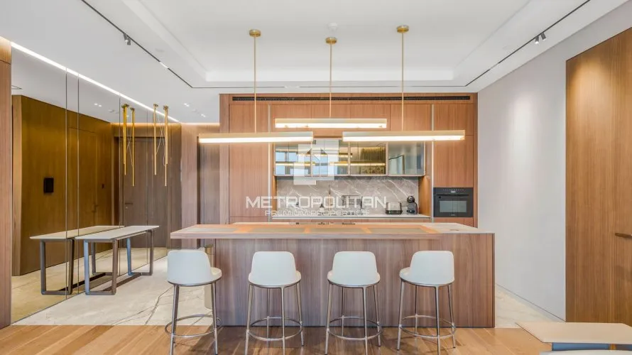 Apartamento de 2 dormitorios en Palm Jumeirah, UAE No. 447 № 5