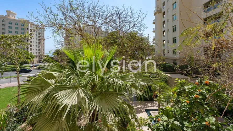 Apartamento de 3 dormitorios en Shoreline Apartments, UAE No. 507