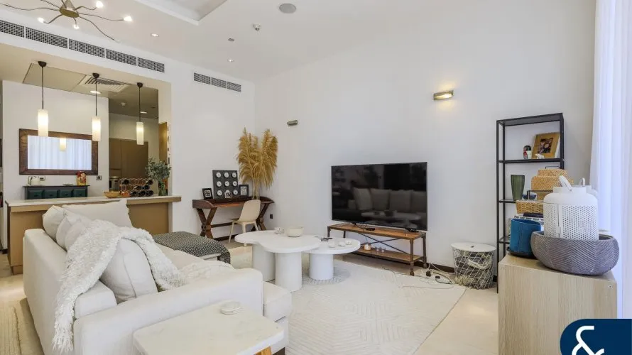 Apartamento de 1 dormitorio en Tiara Residences, UAE No. 1369 № 2