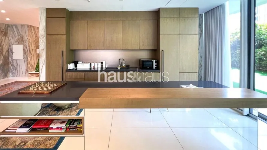 Apartamento de 3 dormitorios en Serenia Residences The Palm, UAE No. 589 № 2