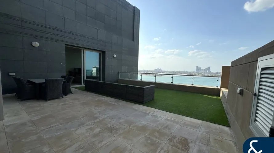 Apartamento de 4 dormitorios en The Crescent, UAE No. 1075 № 10