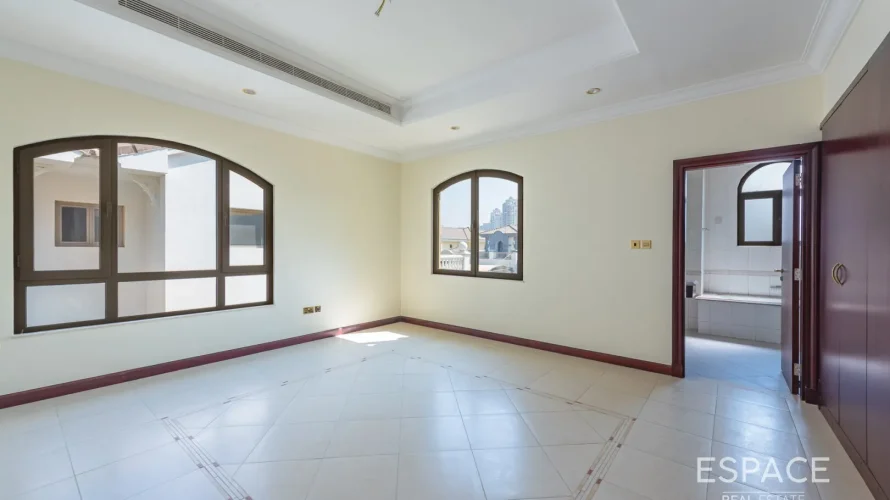 Villa de 4 dormitorios en Palm Jumeirah, UAE No. 928 № 12