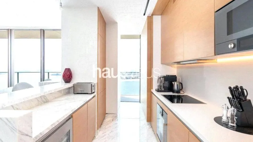 Apartamento de 2 dormitorios en Atlantis The Royal Residences, UAE No. 594 № 3