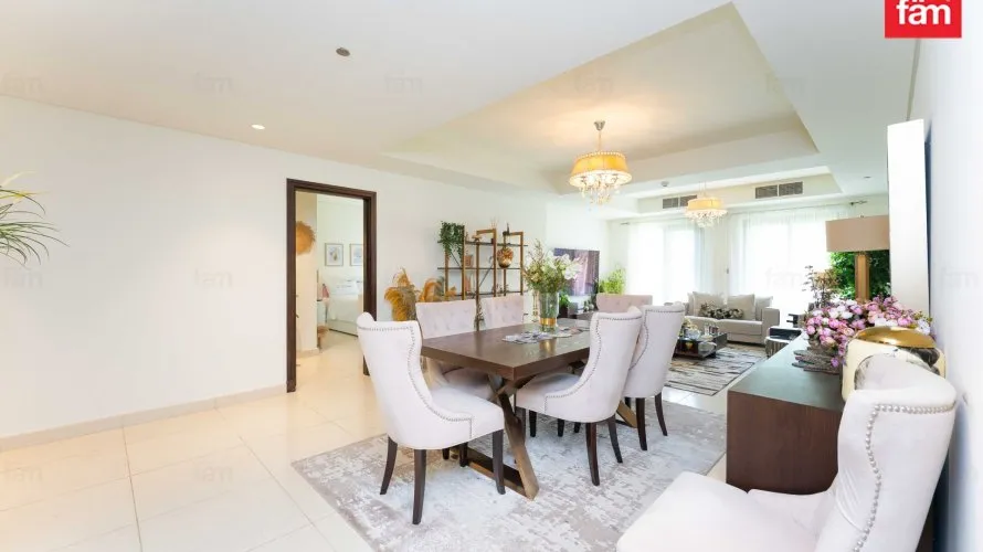 Apartamento de 3 dormitorios en Palm Jumeirah, UAE No. 514 № 2