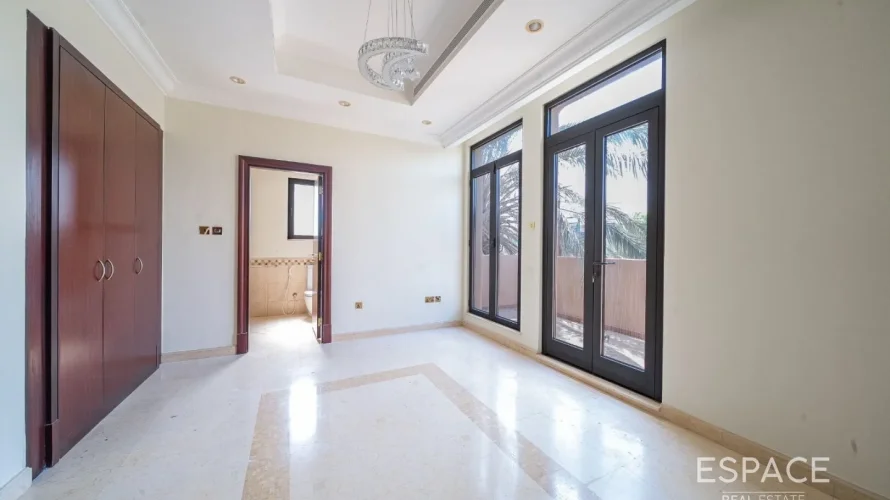 Villa de 6 dormitorios en Palm Jumeirah, UAE No. 881 № 10