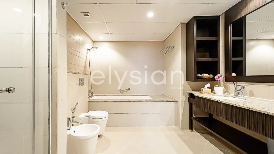 Apartamento de 2 dormitorios en Palm Jumeirah, UAE No. 419 № 8