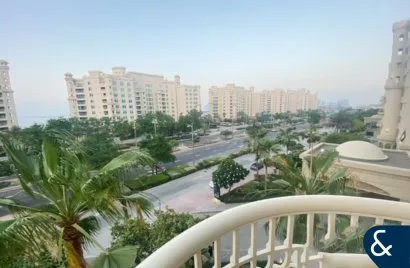 Apartamento de 3 dormitorios en Shoreline Apartments, UAE No. 1364