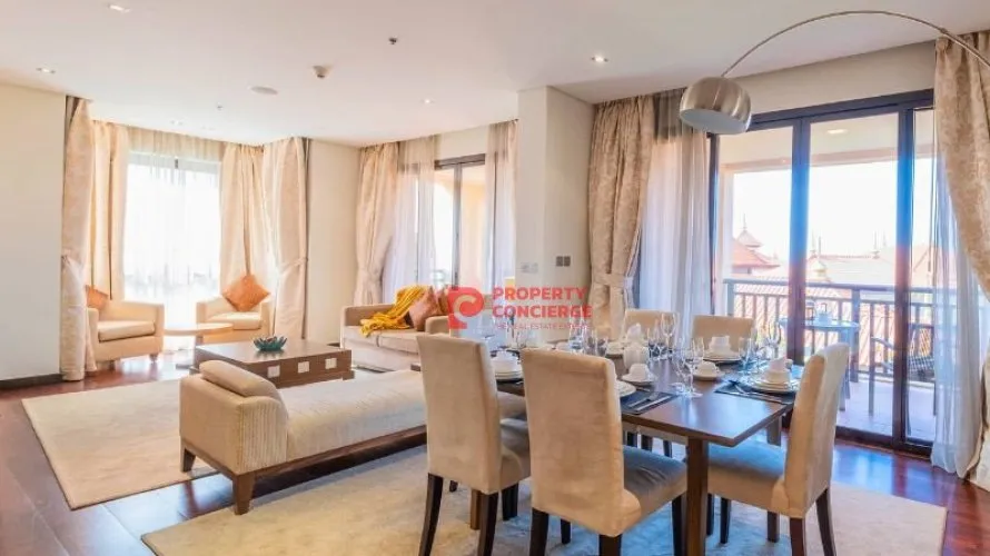 Apartamento de 2 dormitorios en Palm Jumeirah, UAE No. 378 № 1