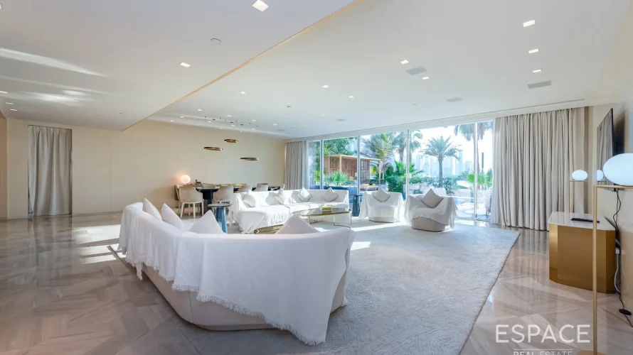 Apartamento de 5 dormitorios en Palm Jumeirah, UAE No. 886 № 3