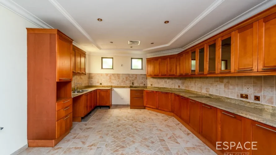 Villa de 4 dormitorios en Palm Jumeirah, UAE No. 871 № 12