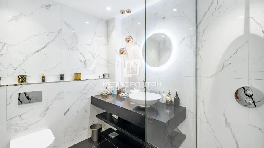 Apartamento de 2 dormitorios en Shoreline Apartments, UAE No. 956 № 22