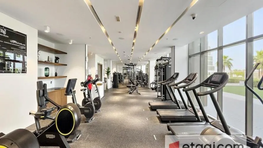 Apartamento de 3 dormitorios en The Crescent, UAE No. 400 № 5