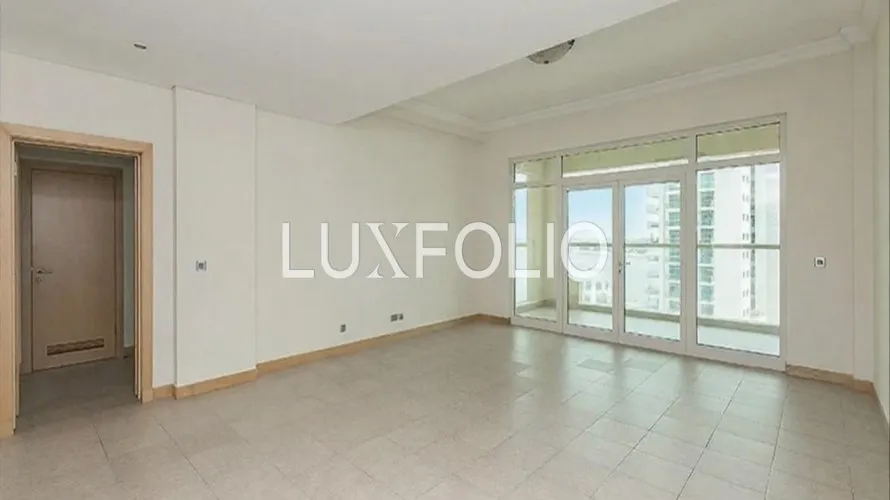 Apartamento de 1 dormitorio en Shoreline Apartments, UAE No. 648 № 1