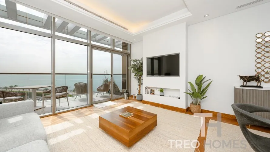 Apartamento de 2 dormitorios en Palm Jumeirah, UAE No. 473 № 2