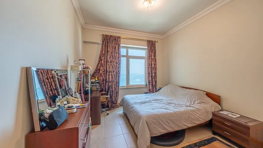 Apartamento de 2 dormitorios en Shoreline Apartments, UAE No. 275 № 12