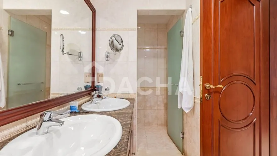 Apartamento de 2 dormitorios en The Crescent, UAE No. 1569 № 8