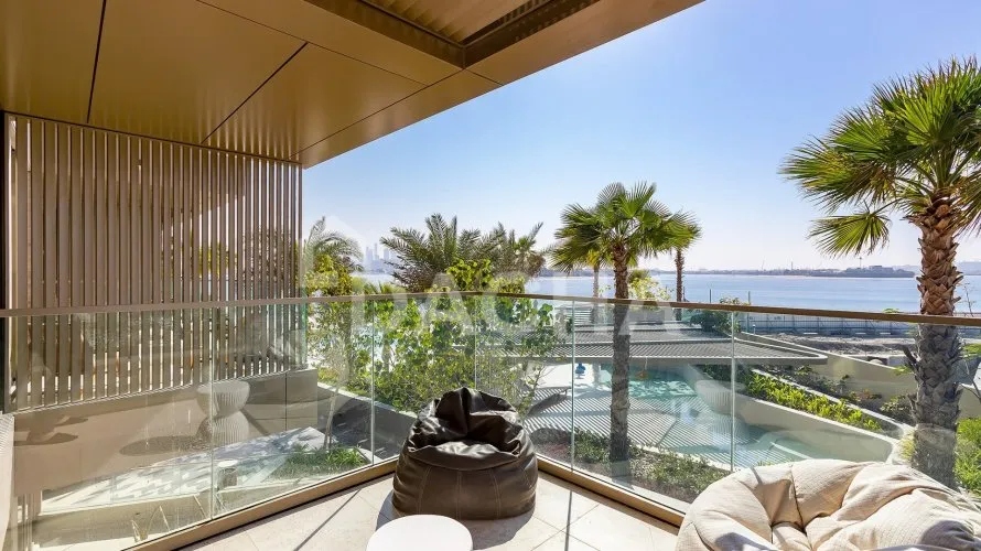 Apartamento de 3 dormitorios en Palm Jumeirah, UAE No. 1515 № 1