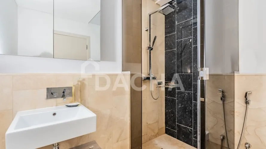 Apartamento de 2 dormitorios en The Crescent, UAE No. 1537 № 5