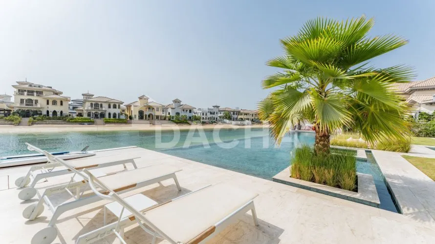 Villa de 6 dormitorios en Signature Villas, UAE No. 1538 № 4