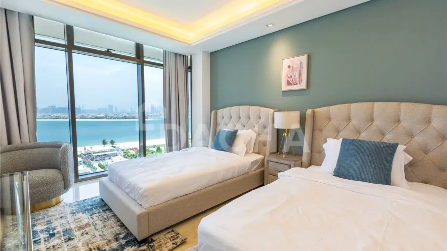 Apartamento de 3 dormitorios en The Crescent, UAE No. 1544 № 25