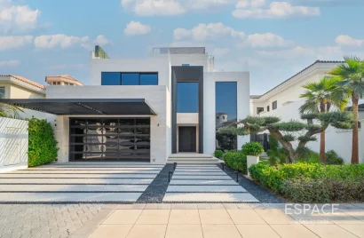 Villa de 5 dormitorios en Palm Jumeirah, UAE No. 2048