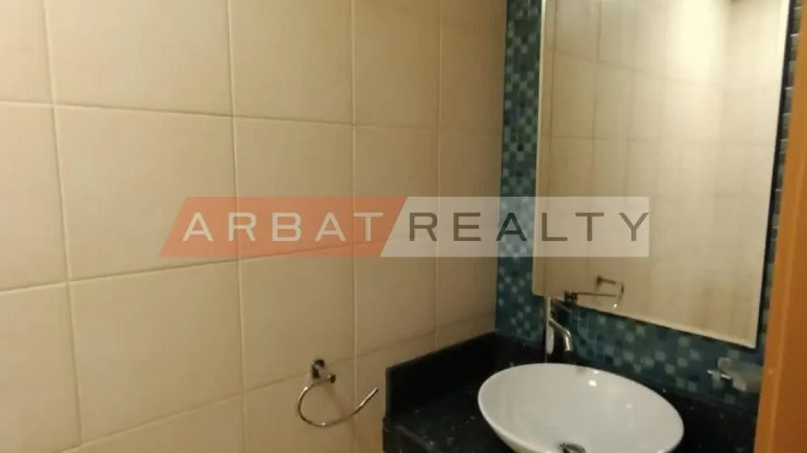 Apartamento de 3 dormitorios en Shoreline Apartments, UAE No. 2018