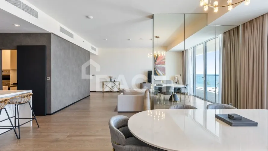 Apartamento de 4 dormitorios en The Crescent, UAE No. 1764 № 21