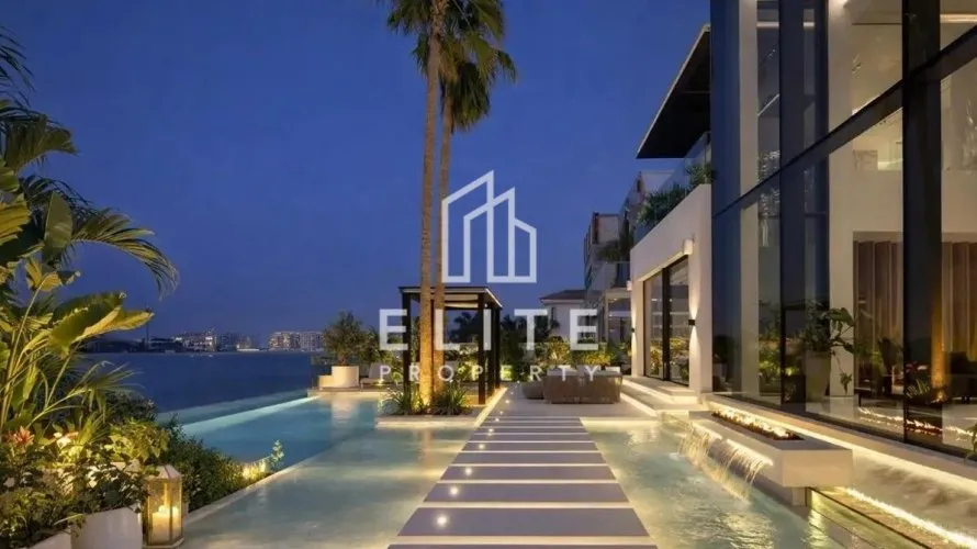 Villa de 6 dormitorios en Palm Jumeirah, UAE No. 2007 № 2