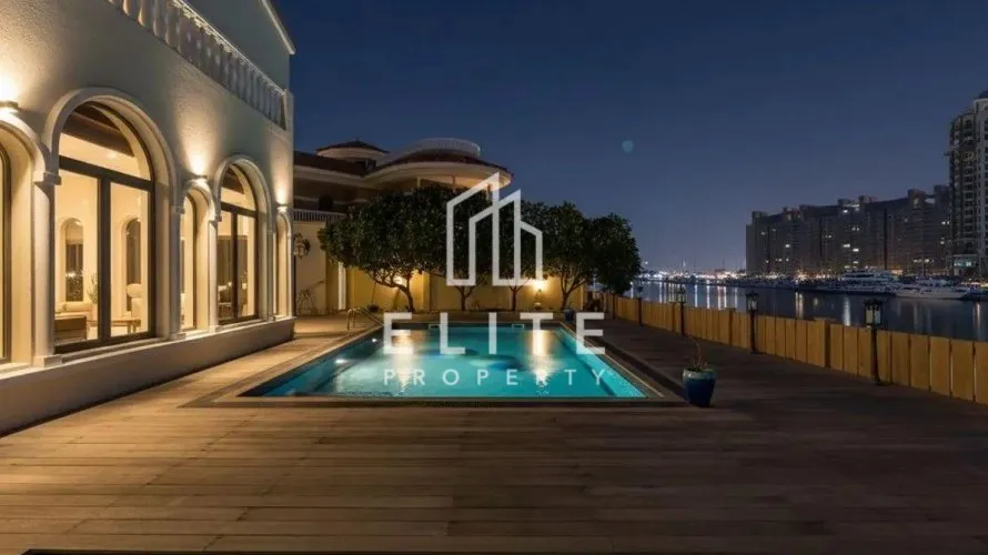 Villa de 6 dormitorios en Palm Jumeirah, UAE No. 2002
