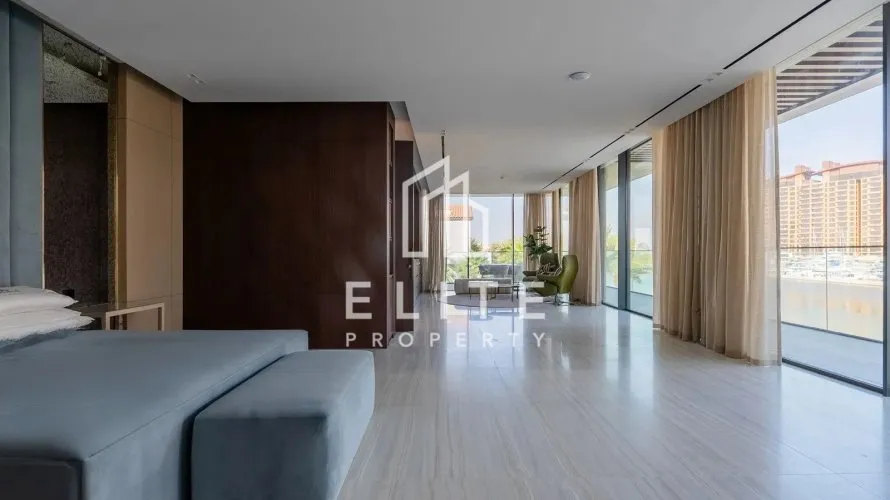 Villa de 6 dormitorios en Palm Jumeirah, UAE No. 1999 № 9
