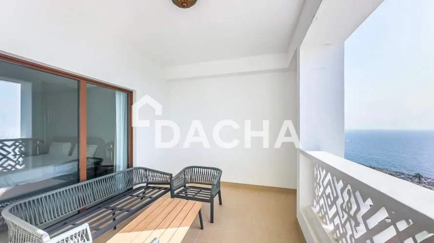 Apartamento de 3 dormitorios en The Crescent, UAE No. 1773 № 2