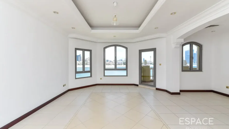 Villa de 4 dormitorios en Palm Jumeirah, UAE No. 2034 № 4