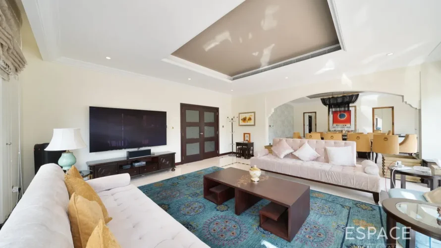 Villa de 4 dormitorios en Palm Jumeirah, UAE No. 2044 № 17