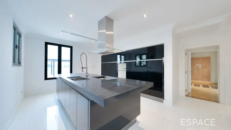 Villa de 9 dormitorios en Palm Jumeirah, UAE No. 2026 № 7