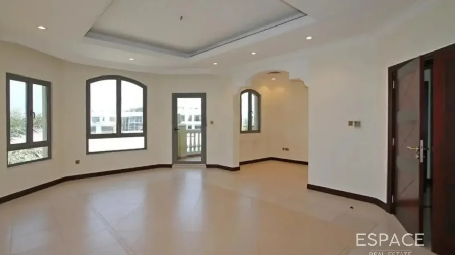 Villa de 4 dormitorios en Palm Jumeirah, UAE No. 2045 № 11