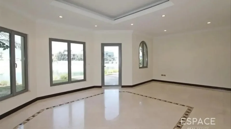 Villa de 4 dormitorios en Palm Jumeirah, UAE No. 2045 № 7