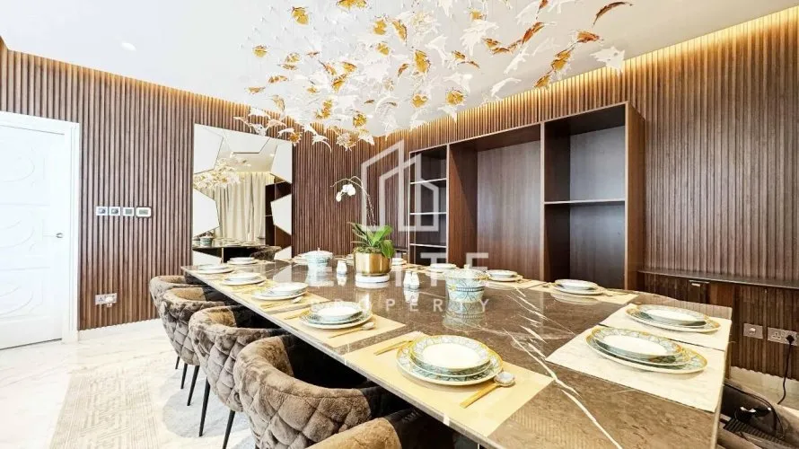 Villa de 5 dormitorios en Palm Jumeirah, UAE No. 2005 № 1