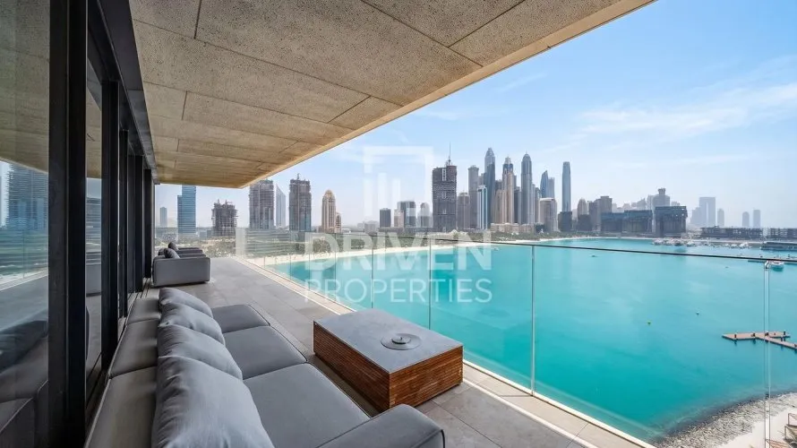Apartamento de 4 dormitorios en One at Palm Jumeirah, UAE No. 2106 № 3