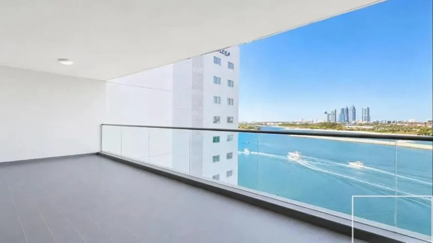Apartamento de 1 dormitorio en Azure Residences, UAE No. 2353