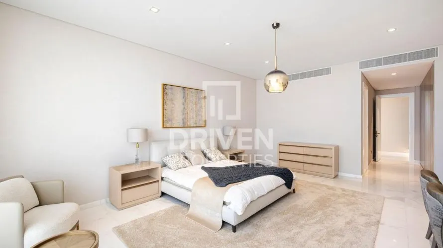 Apartamento de 4 dormitorios en The Crescent, UAE No. 2365 № 26