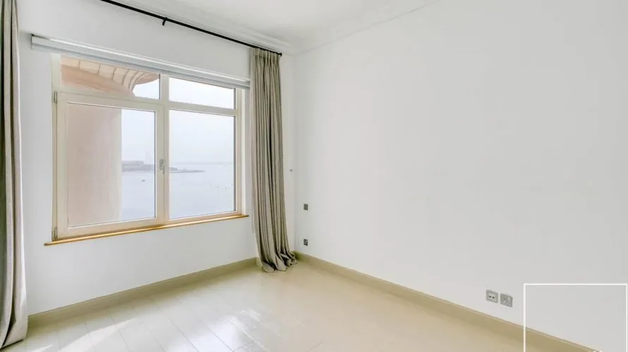 Apartamento de 2 dormitorios en Shoreline Apartments, UAE No. 2350 № 6