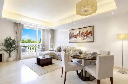 Apartamento de 2 dormitorios en The Crescent, UAE No. 2155