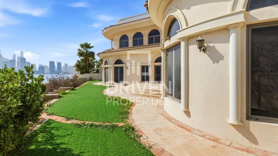 Villa de 6 dormitorios en Signature Villas, UAE No. 2119 № 10