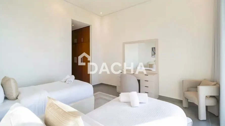 Apartamento de 3 dormitorios en The Crescent, UAE No. 2560 № 18