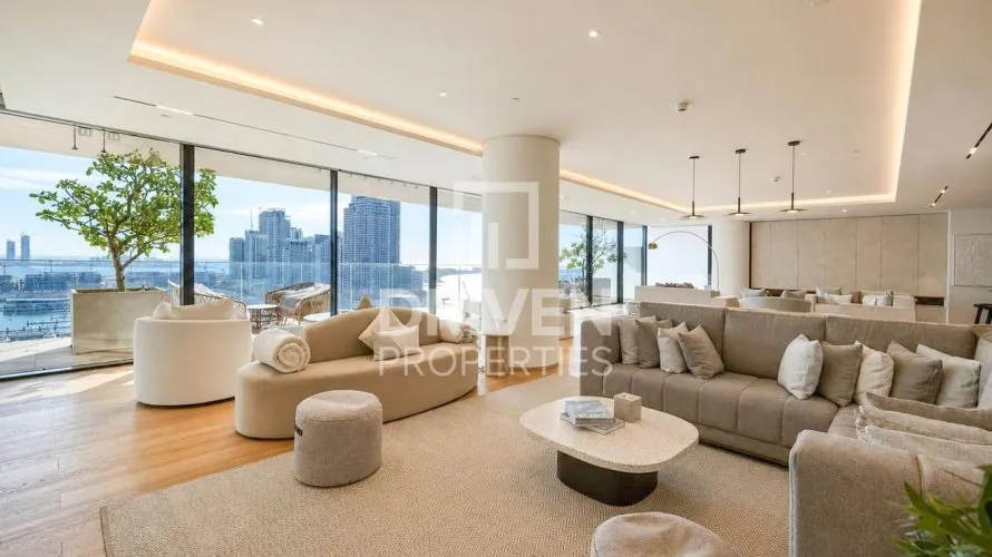 Apartamento de 4 dormitorios en One at Palm Jumeirah, UAE No. 2593 № 23