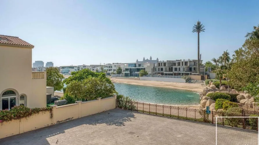 Villa de 3 dormitorios en Canal Cove Villas, UAE No. 2814 № 2
