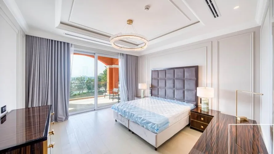 Villa de 7 dormitorios en The Crescent, UAE No. 2732 № 5